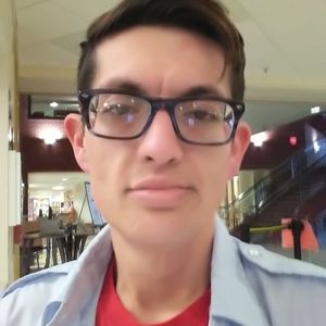 Meet your Posher, Daniel